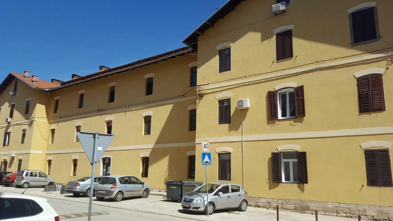 Loft Apartment Πούλα Εξωτερικό φωτογραφία